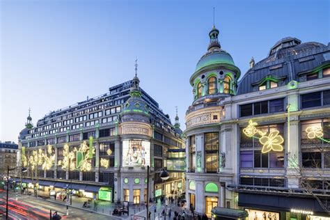 Printemps Paris Haussmann .